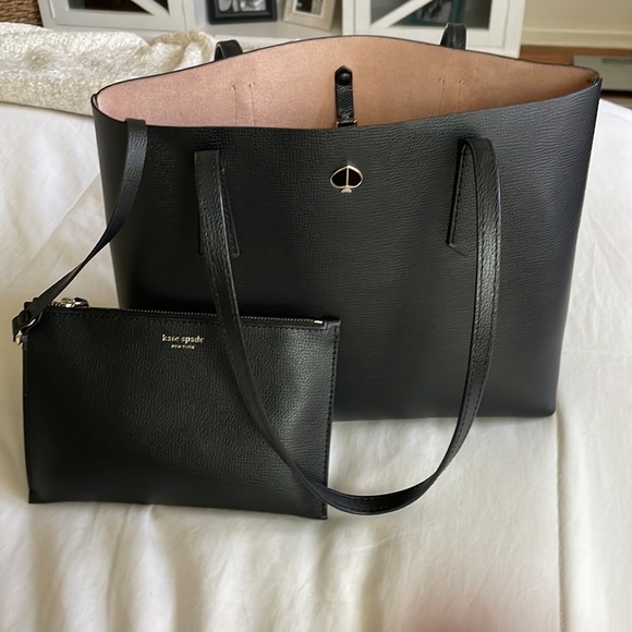 Beautiful black simple shoulder purse 💜 - Picture 3 of 10